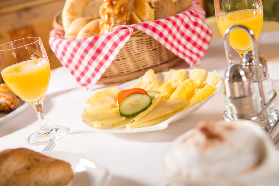 Köstliches Frühstücksbuffet Hotel Binggl