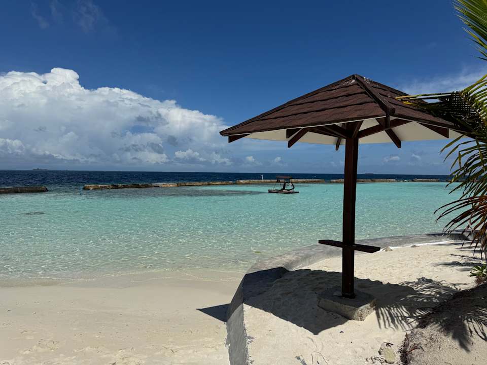 Strand Ellaidhoo Maldives by Cinnamon