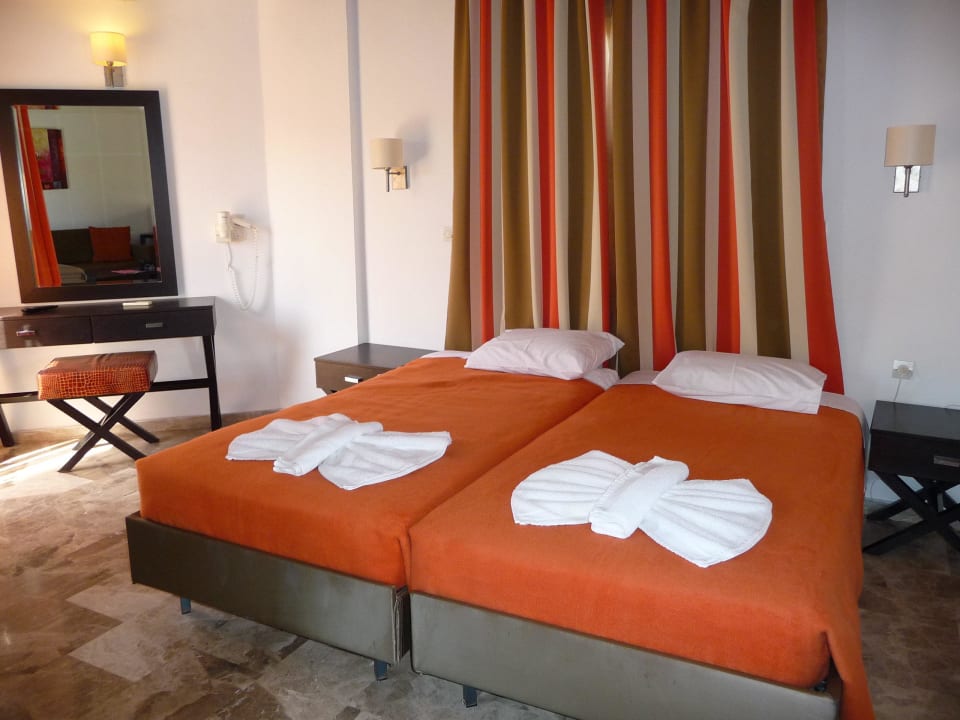 Bequeme, große Betten Aphrodite Hotel