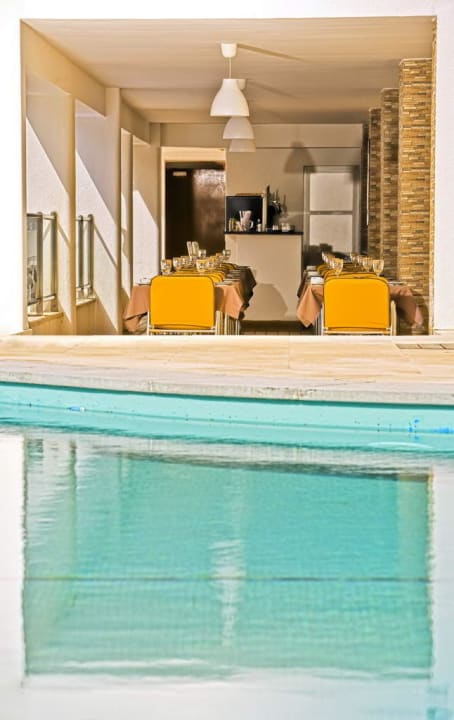 Bar H2O - Pool bar Alcazar Hotel & Spa