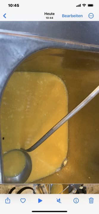 Gastro Royal Wings Hotel