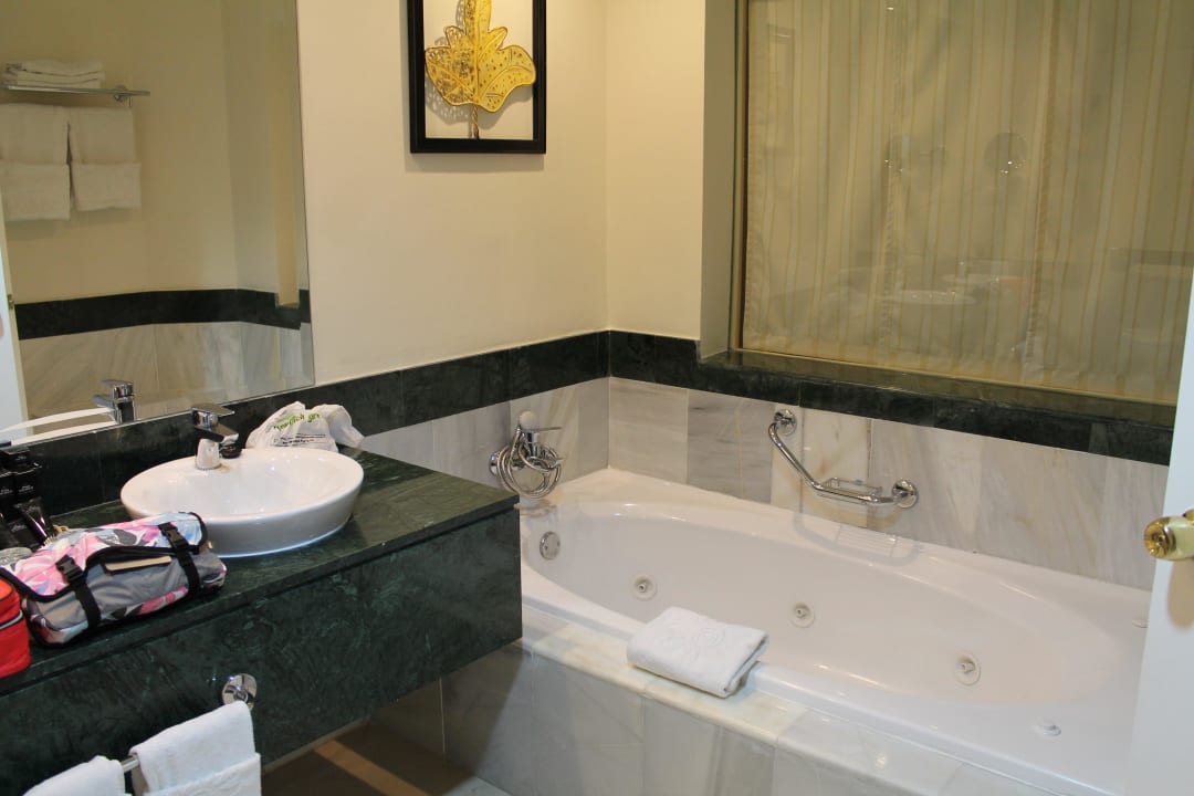 Bad  Bahia Principe Luxury Ambar