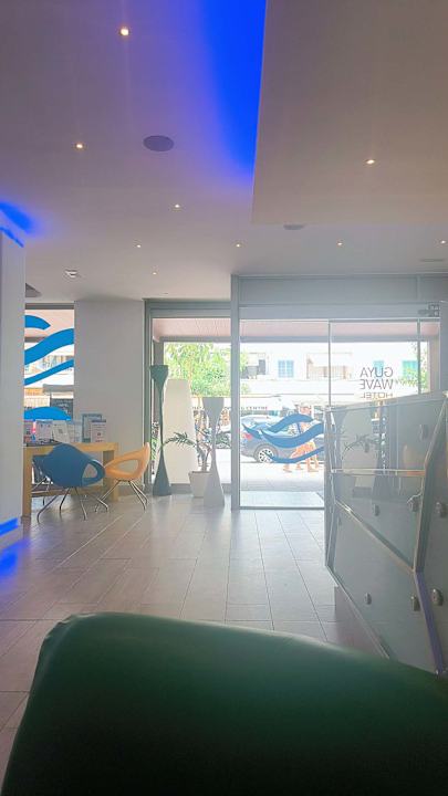 Lobby Guya Wave Hotel