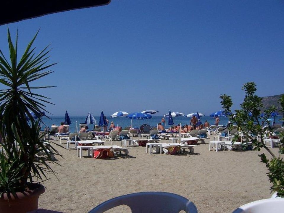 Blick von  der Strandbar zum Meer Blue Diamond Alya