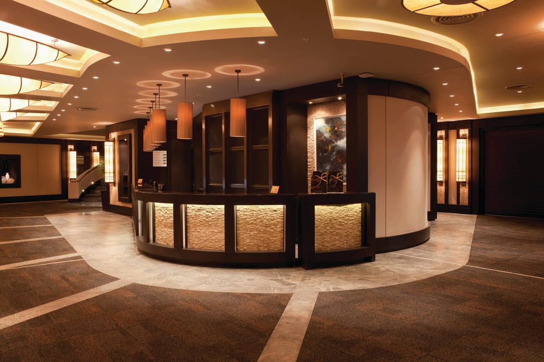 Lobby Xanadu Snow White Hotel