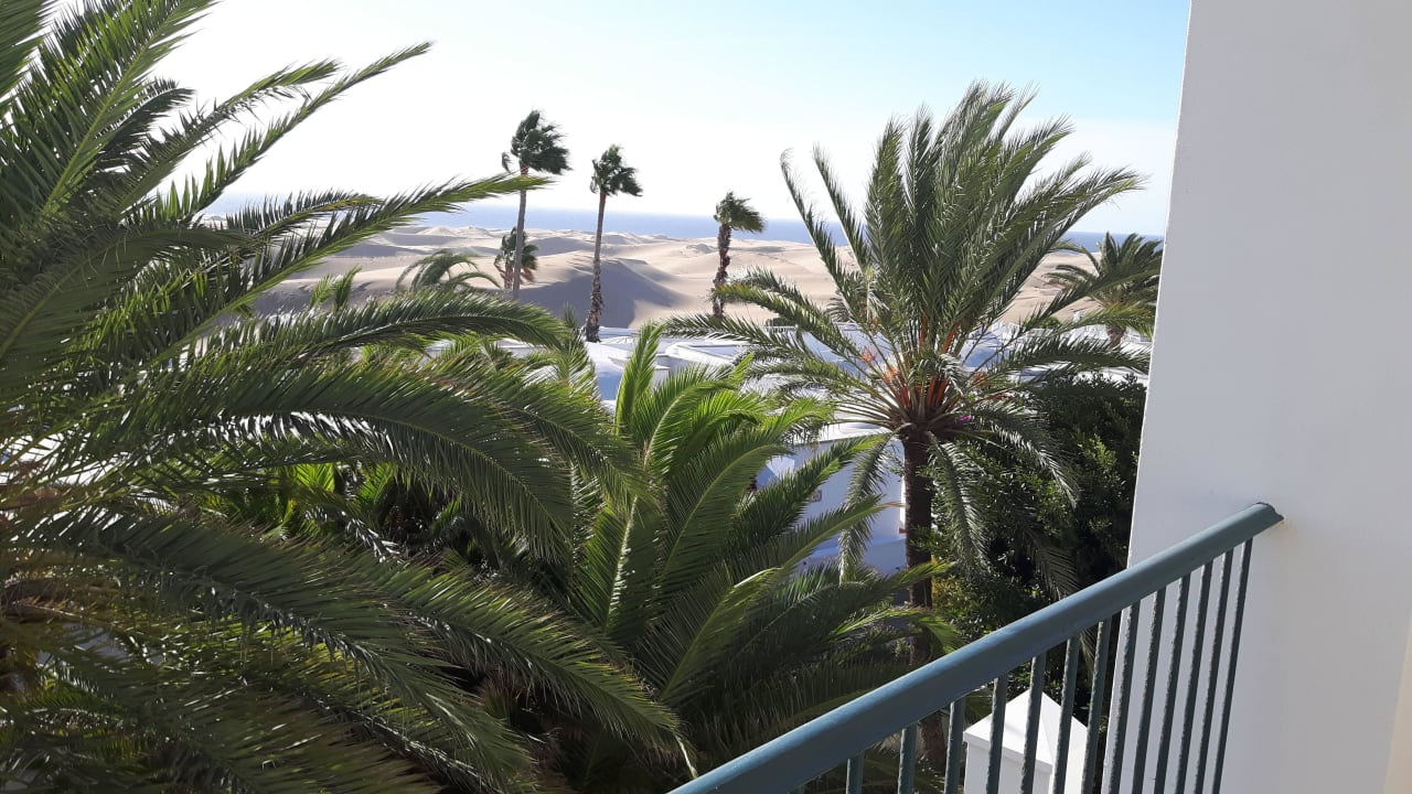 Blick auf das Meer vonnZimmerterrasse Hotel Riu Palace Maspalomas Adults Only