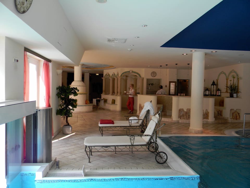 Pool innen Alter Meierhof Glücksburg