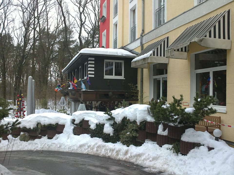 Außenansicht Grünau Hotel