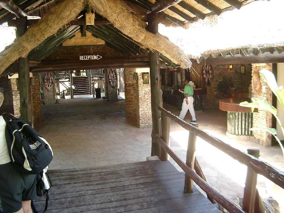 Die Hotellobby Hotel Sarova Shaba Lodge