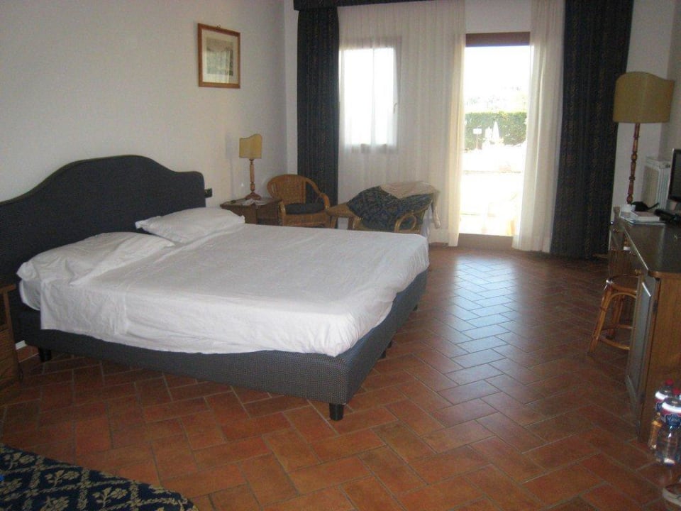 Zimmergröße völlig in Ordnung Fattoria Degli Usignoli - Hotel & Residence