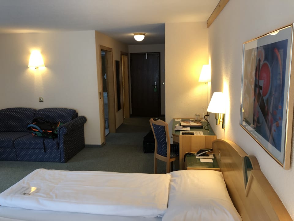 Zimmer Saaserhof Apartments