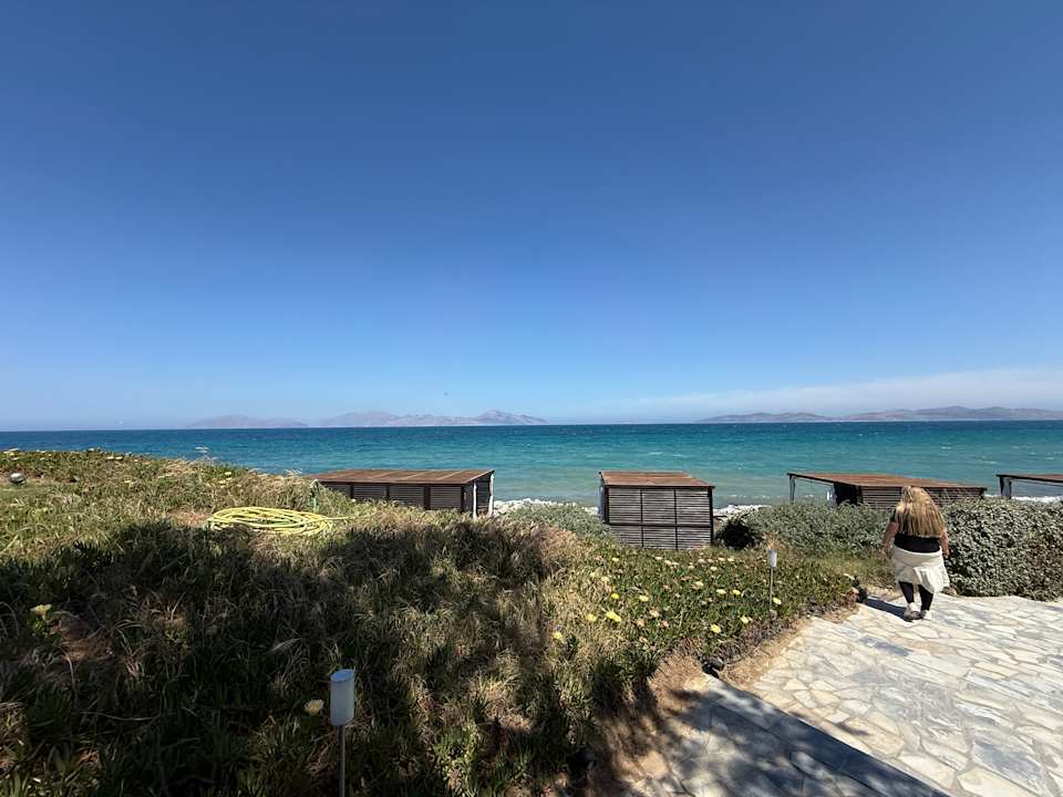 Strand Neptune Luxury Resort