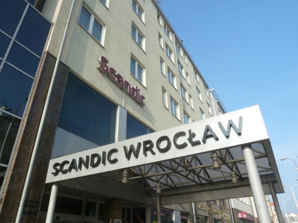 Haupteingang Scandic Wrocław