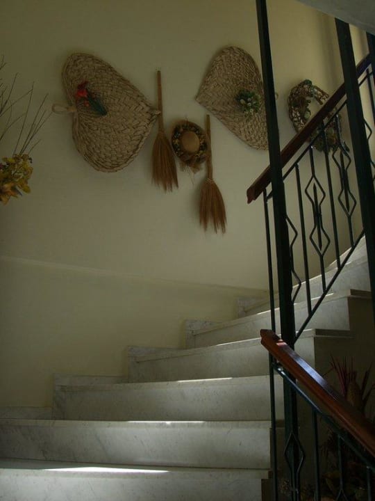 Stiegenaufang zu Zimmern Hotel Paradise