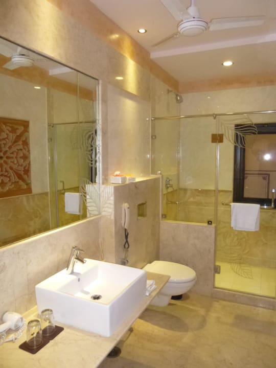 Bad im Zimmer Hotel Shapura House