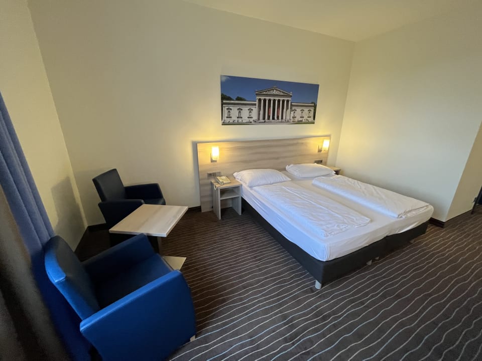Zimmer ECONTEL Hotel München