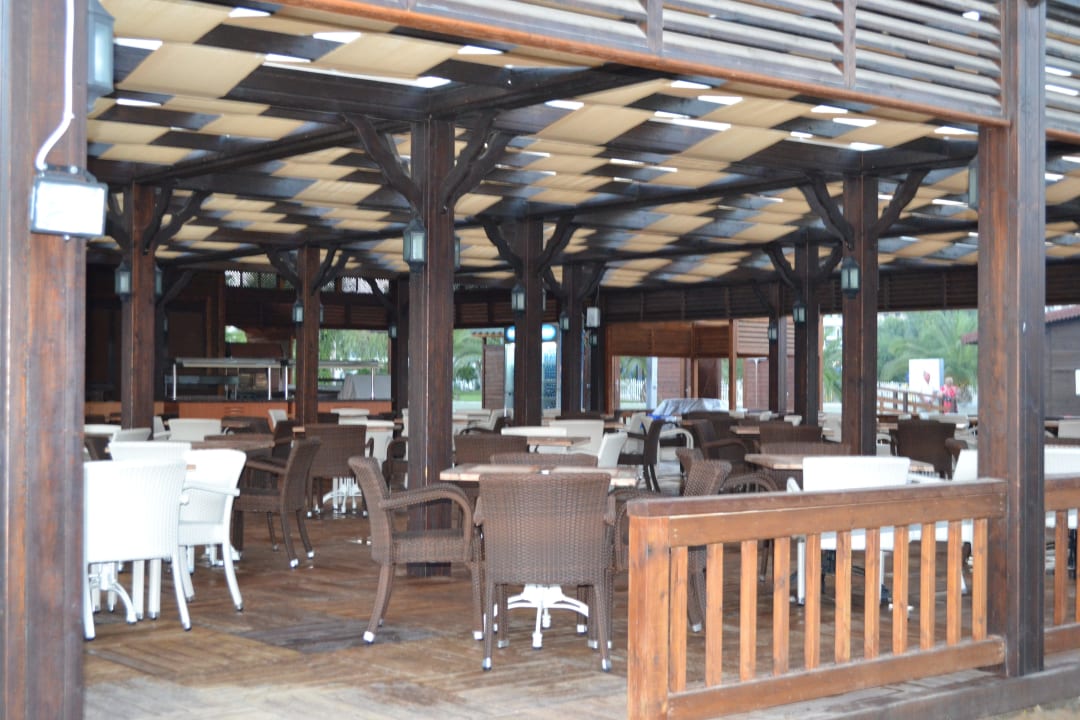 Strandbar Side Breeze Hotel