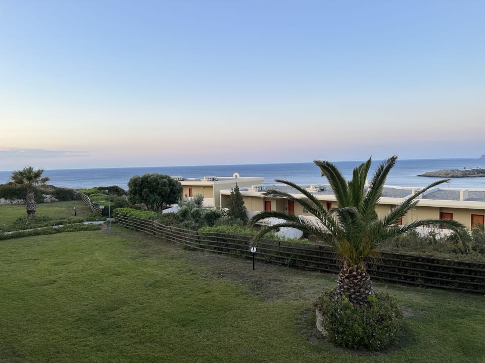 Außenansicht Hotel Kalithea Horizon Royal