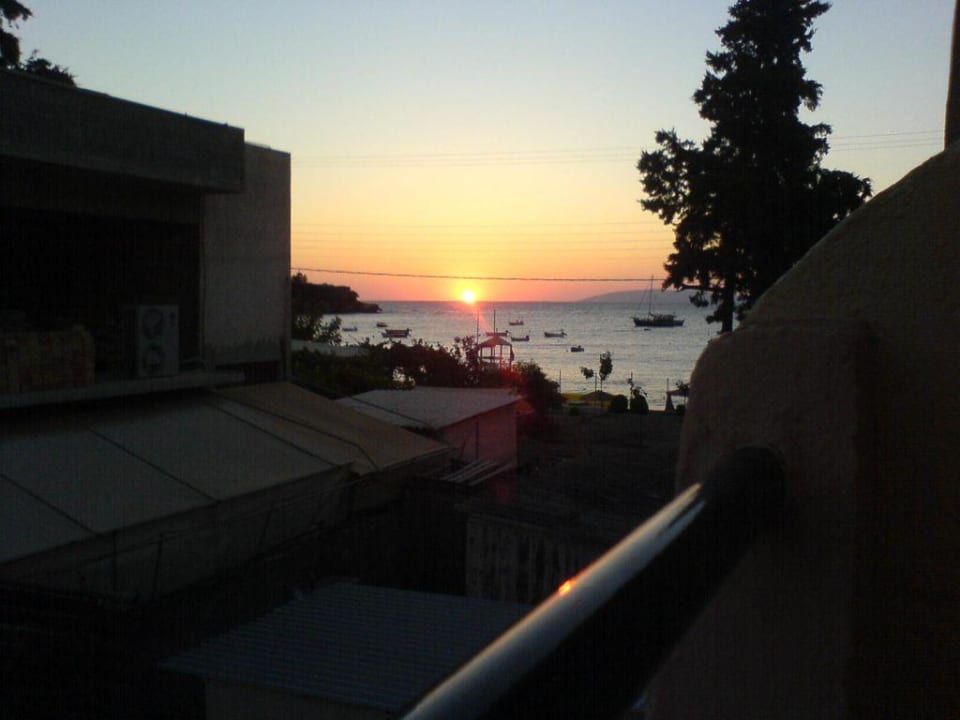 Wschod slonca na krecie Thania Seaside Smotel - Adults Only