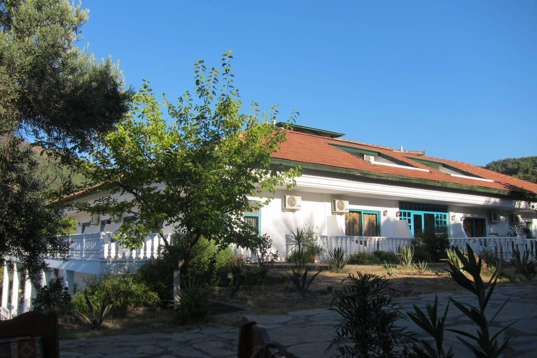 Hoteleingang Hotel Falcon Crest