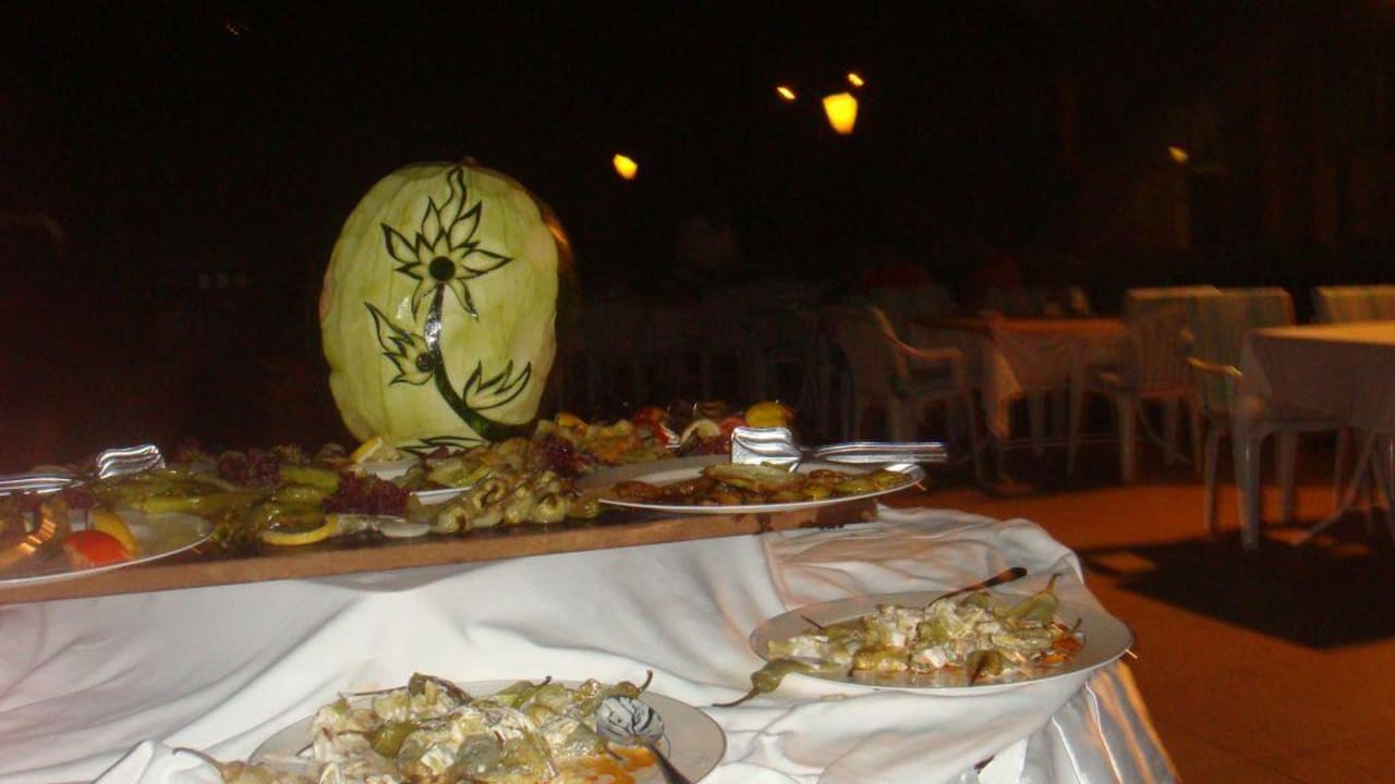 Arbuzowe dzieła sztuki Long Beach Alanya