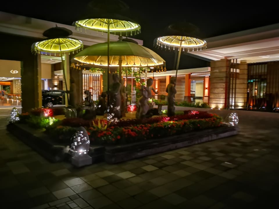 Gartenanlage Sofitel Bali Nusa Dua Beach Resort