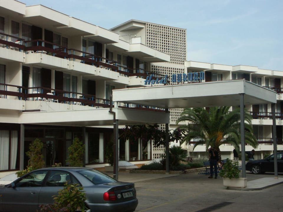 Hoteleingang Hotel Aurora