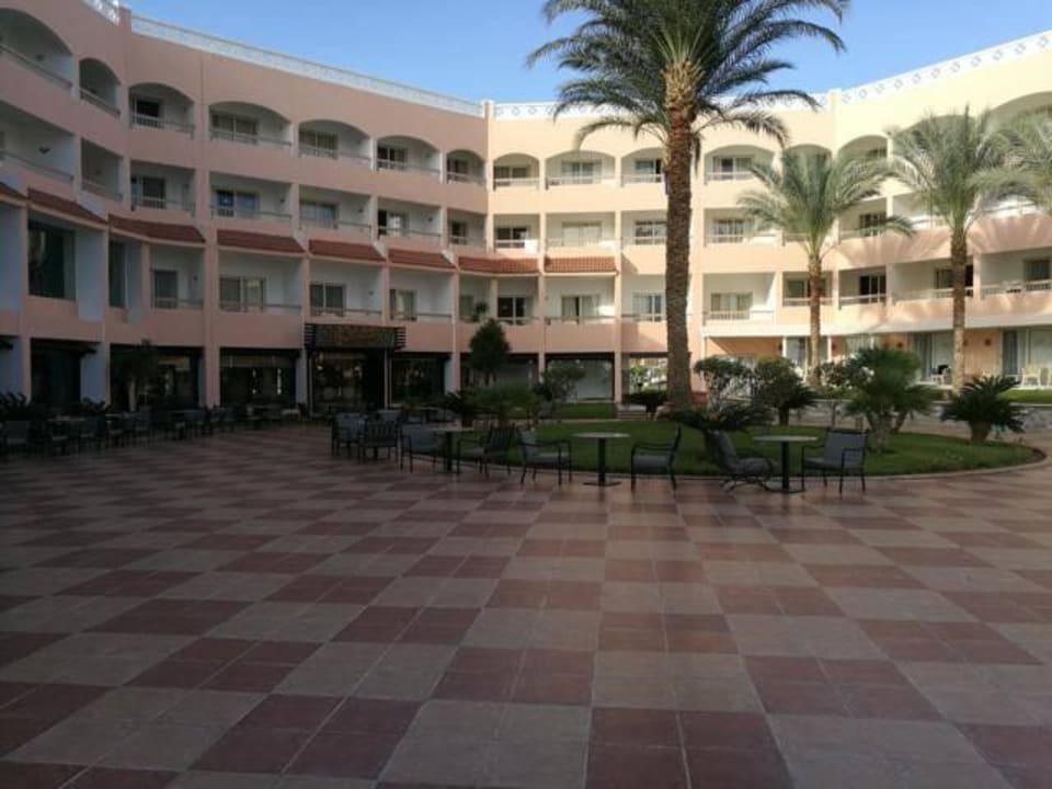 Teil des Hauptgebäudes Beach Albatros Resort