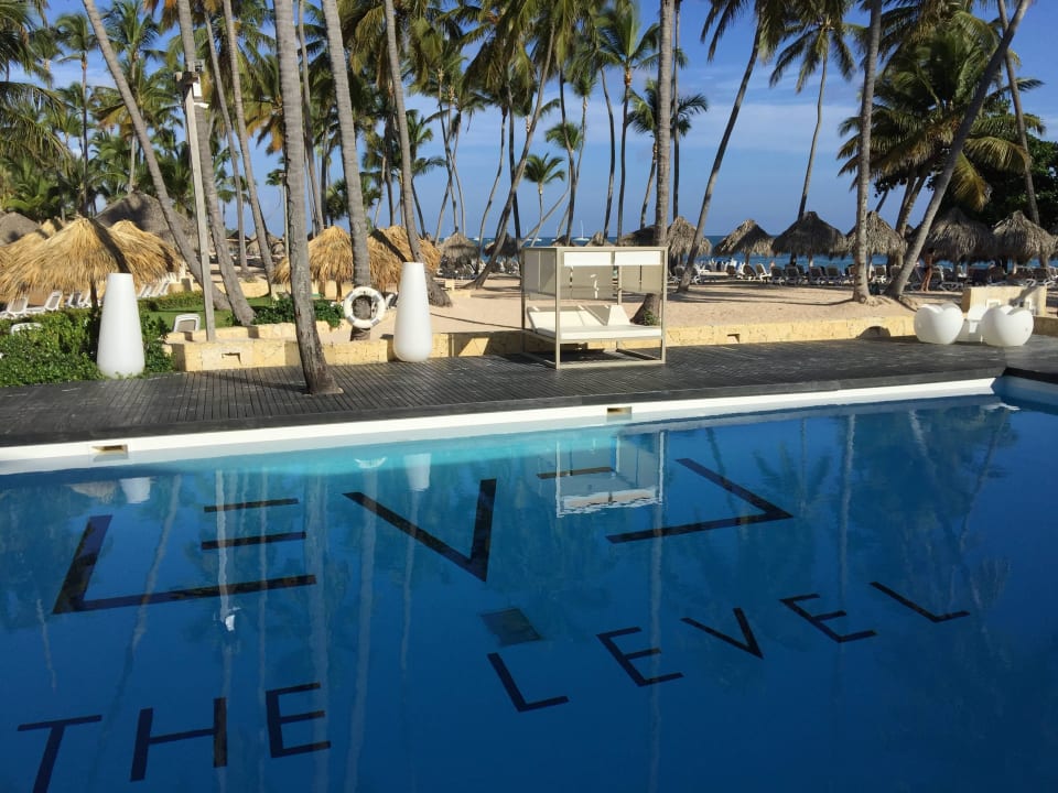 LEVEL-Pool Meliá Caribe Beach Resort-All Inclusive