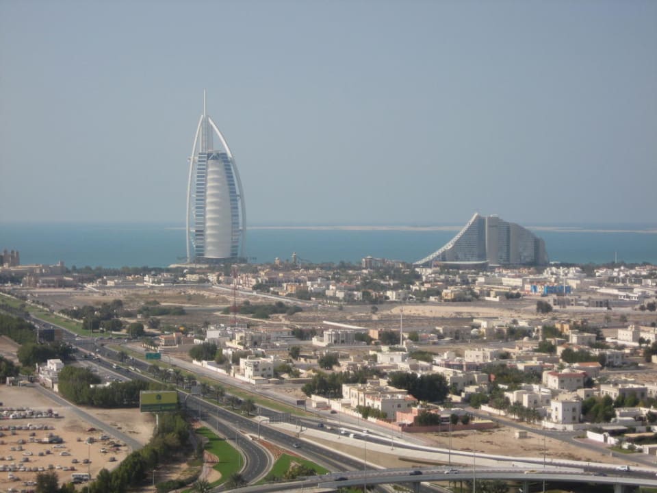 Ausblick vom Pool Hotel Sheraton Dubai Mall Of The Emirates