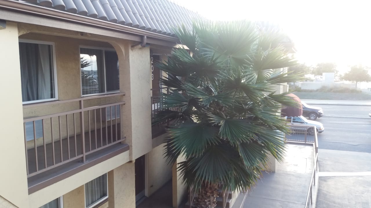 Außenansicht und Rezeption (im EG) Marina Inn Hotel And Suites San Diego