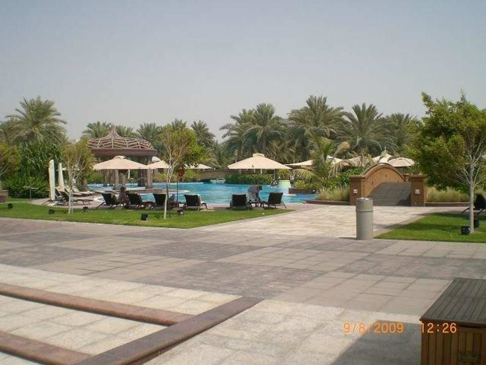 Pool Emirates Palace Mandarin Oriental