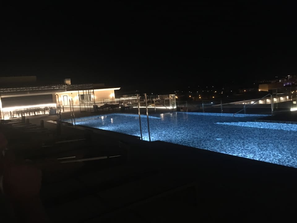 Pool Grupotel Playa de Palma Suites & Spa