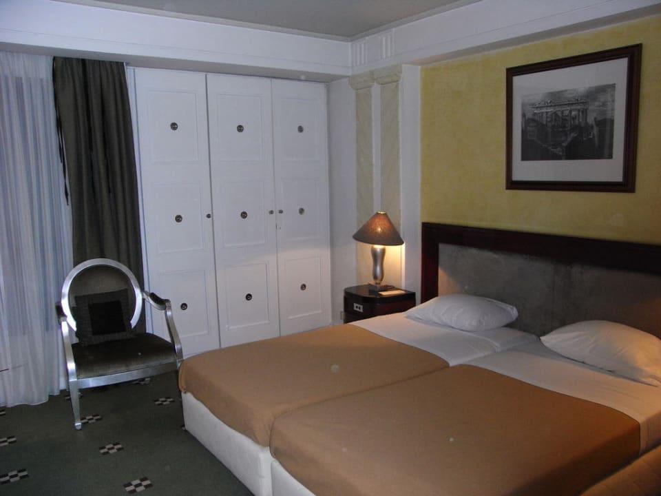 Wohnbeispiel Hotel N.J.V. Athens Plaza