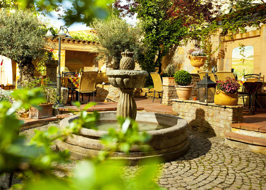 Brunnen auf der italienischen Terrasse Hotel Gio