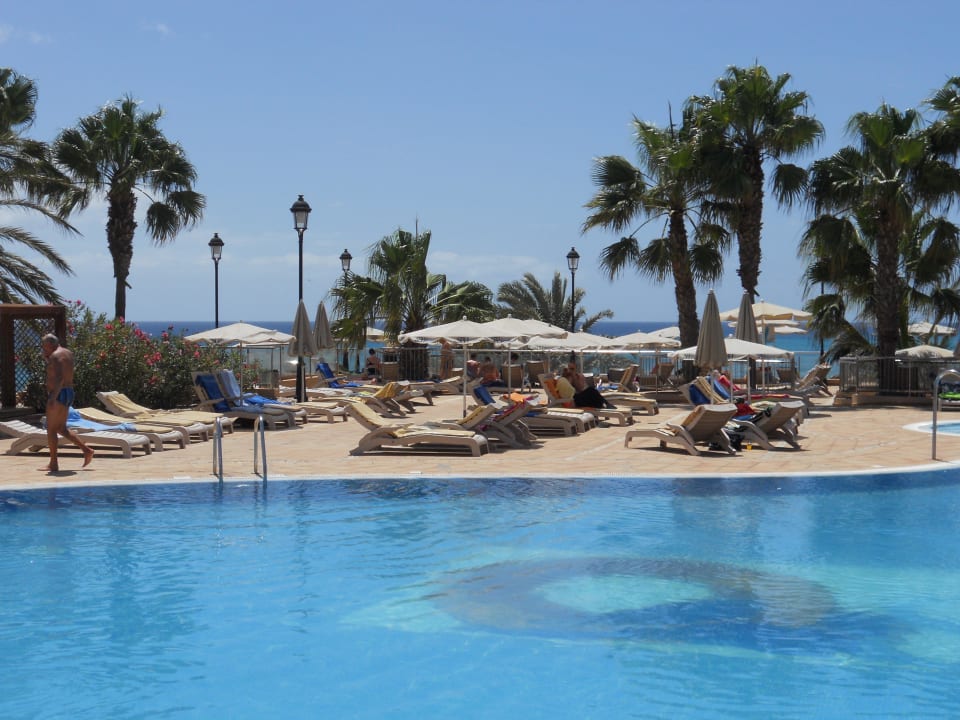 Pool SBH Hotel Taro Beach