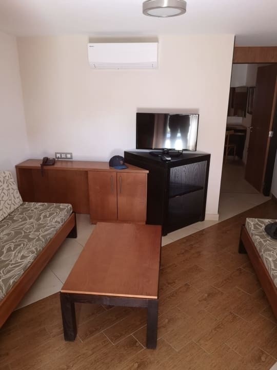 Zimmer HL Miraflor Suites Hotel