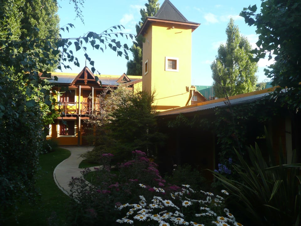 Zugang zu den Zimmern Hotel Kau Kaleshen