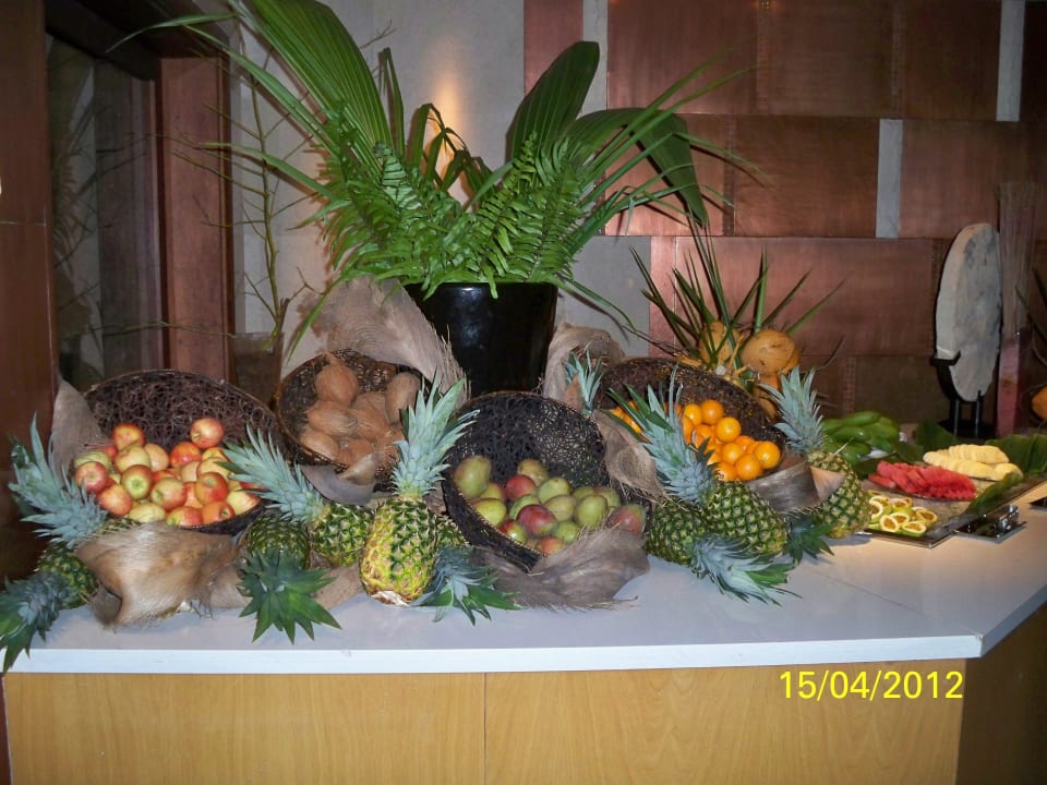 Viel Obst Constance Ephelia