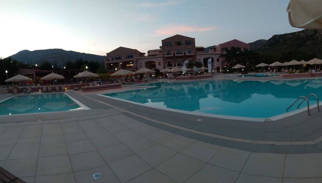 Basen  Hotel Utopia Resort & Spa