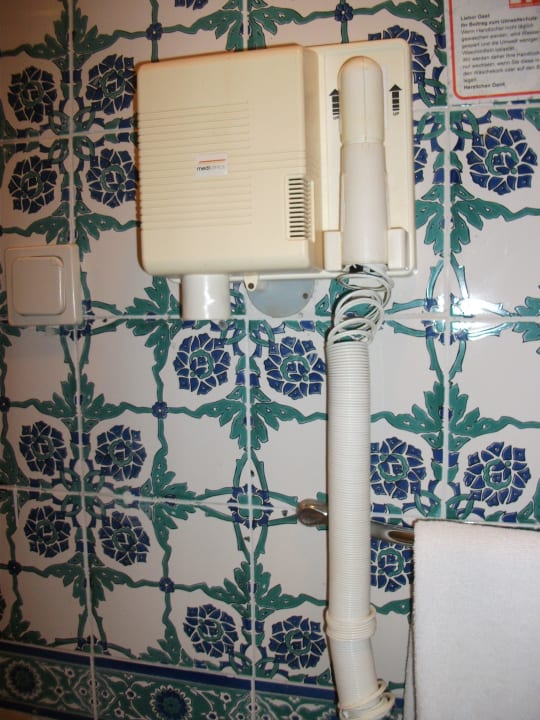 Kúpeľňa - nefunkčný fén Mahdia Beach & Aquapark