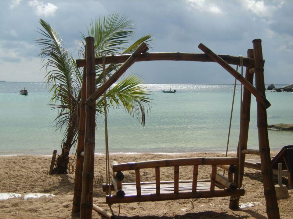 Hollywood-Schaukel vor dem Bow Thong Resort Hotel Bow Thong Resort