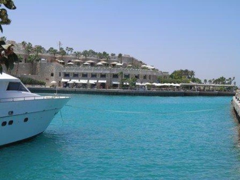 The harbor  Pickalbatros Citadel Resort