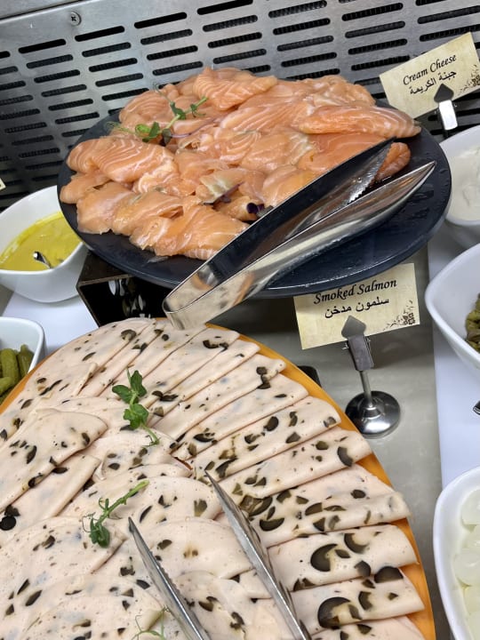 Gastro Saadiyat Rotana Resort &  Villas