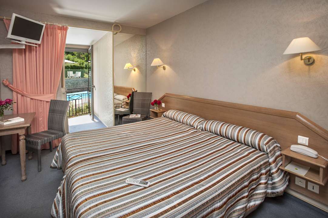 Doppelzimmer mit 2 Betten 90 x 180 Hotel Logis le Mont Aigoual