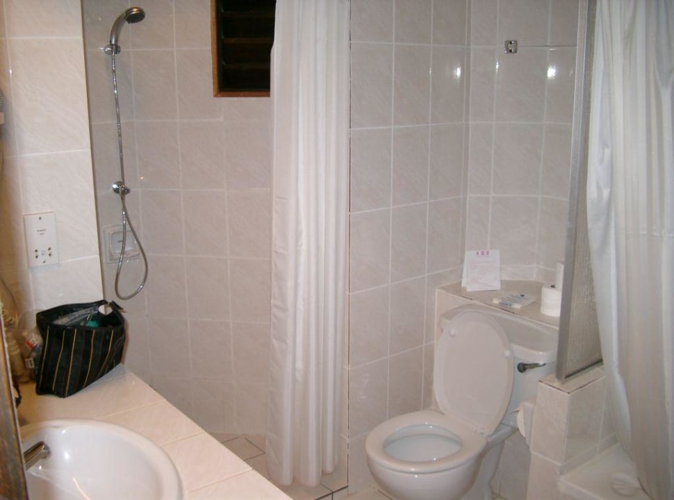 Bad im Wasserbungi Kuramathi Maldives