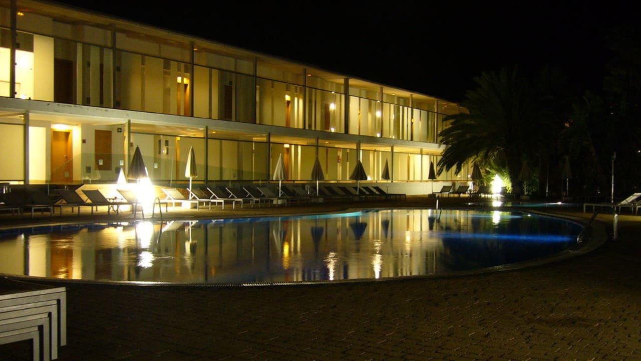 Pool bei Nacht R2 Bahía Playa Design Hotel & Spa - Adults Only