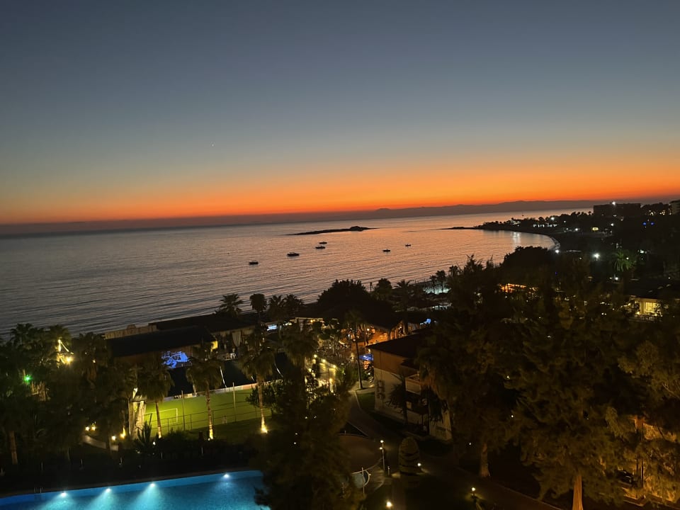 Pool Justiniano Deluxe Resort