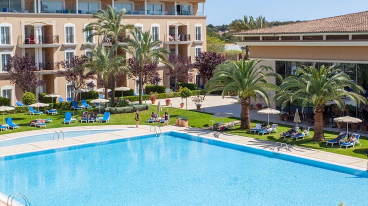 Pool Grupotel Playa de Palma Suites & Spa