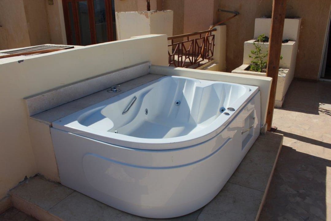 Der Jacuzzi Imperial Shams Abu Soma